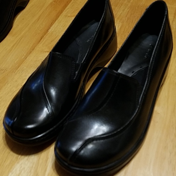 Clarks Black Dress Shoe 9M - Picture 3 of 3